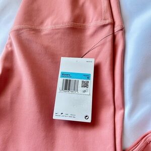 Nike Women's Dry-Fit leggings